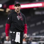 Atlanta Falcons Quarter Kirk Cousins ​​vzal Travisa Kelceho neporiadok o jeho zadných vlasoch