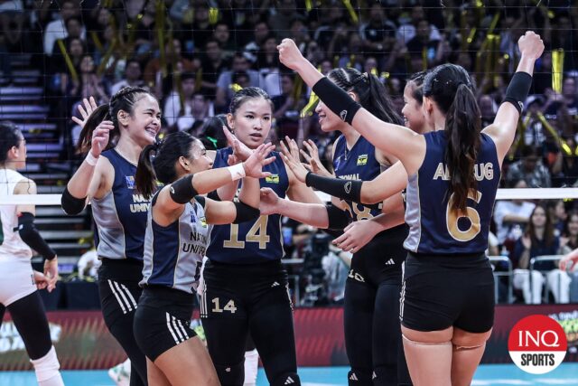 Nu Lady Bulldogs UAAP Sezóna 87 ženský volejbal Final 2 Game 2