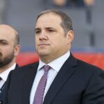 Viceprezident FIFA Victor Montagliani prvýkrát vyzval Anglicko, aby usporiadal majstrovstvá sveta pre Sine 1966