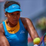 Naomi Osaka vyhráva na 1. turnaji, odkedy sa stala matkou