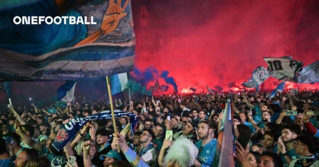 �� Napoli Crowned Series A Champions, divoké scény, keď zdvíhajú titul ��