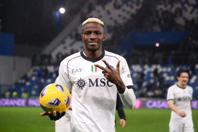Napoli's Victor Osimthen si istý OS od Juventus Meve


