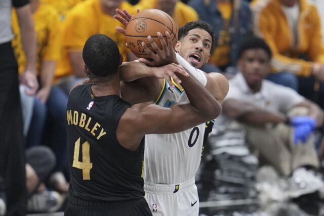 Evan Mobley Cavaliers prekročil play -off stimulátorov NBA