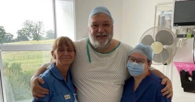 Neil 'Razor' Ruddock a plaisanté en disant que son membre `` triplé '' de taille après une perte de poids vitale
