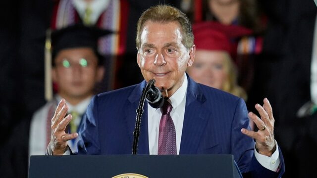 Nick Saban Target of Fiery vyhlásenie právnika uprostred nulových zvestí

