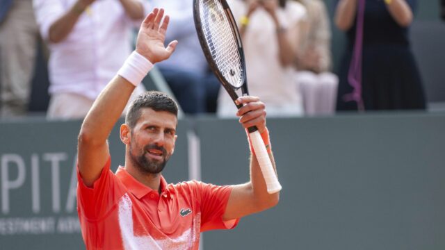 Novak Djokovic organizuje tenisovú históriu, keď dátum uplatňuje titul 100. ATP

