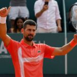 Djokovic sa stal iba treťou osobou, ktorá vyhrala 100 titulov ATP.