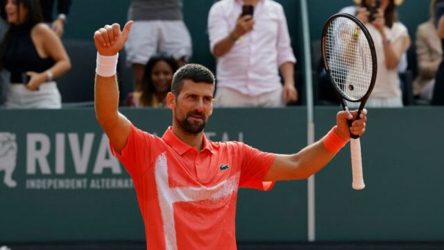Djokovic sa stal iba treťou osobou, ktorá vyhrala 100 titulov ATP.