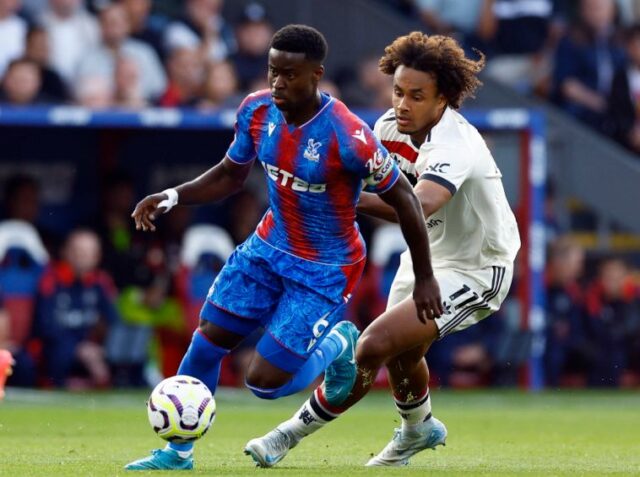 Obranca Premier League sa chce pripojiť k Real Madrid alebo Barcelona

