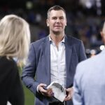 Footy Great Wayne Carey je dramaticky pripravený na návrat na futbalový klub -Melbourne, 24 rokov po jeho šokujúcom odchode