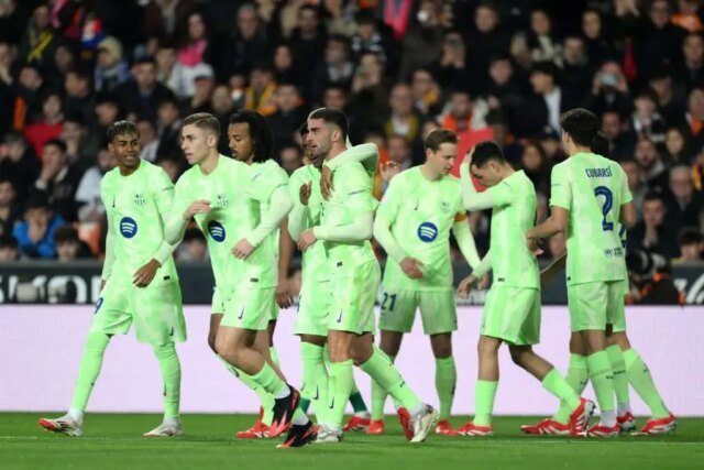 Oficiálny: Vymenujte Barcelona, ​​ktorý začína XI čeliť Inter

