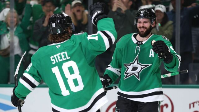 Oilers-Stars hrajú 1 so sebou, skorý pohľad na hru 2

