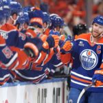 Oilers-Stars hrajú 3 jedlá, skorý pohľad na hru 4