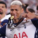 Ospravedlňujeme sa UEFA po tom, čo TOTTENHAM TRIO vydá medaily Európskej ligy | Futbalový šport