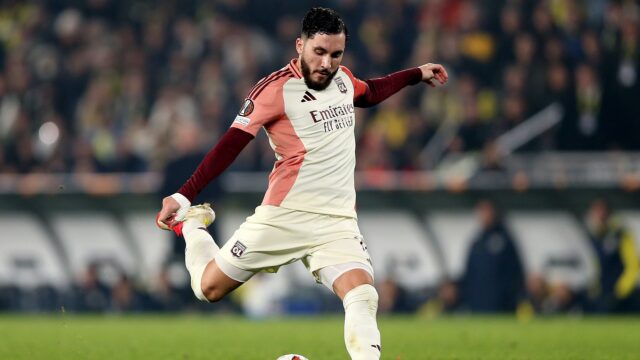 PSG Target Rayan Cherki radí Liverpool, arzenál alebo najvyššie destinácie

