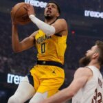 Pacers Bury Cavaliers s najvyšším semenom v 3s, aby si vzal hru 1