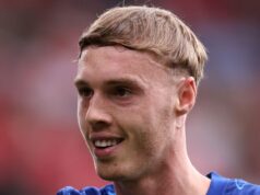 Cole Palmer je späť s Enzom Marescom a tají, či on a Estevao nastúpia proti Arsenalu Palmer je „nadšený“ finále konferenčnej ligy Európy, chváli Enzo Mariesa