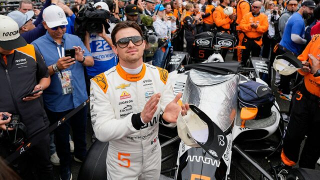 Pato O'ward sa sťažuje, že Indy 500 skončil po tom, čo Alex Palou vyhral

