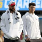 Travis Kelce a Patrick Mahomes sa v sobotu rozlúčili s dvoma hlavnými spoluhráčmi
