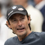 Patrick Mouratoglou verí, že komentáre Juana Carlosa Ferrera by mohli „porušovať“ Carlosa Alcaraza a „priniesť kritiku“.