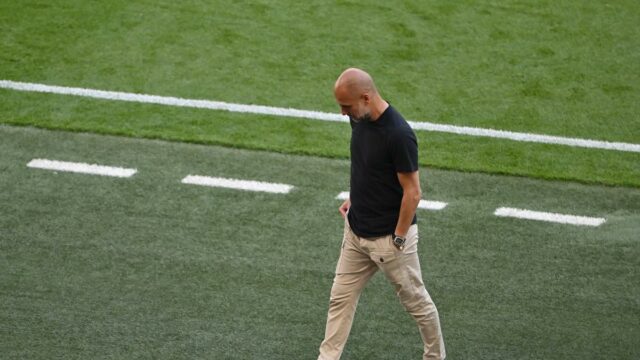 Pep Guardiola hovorí, že Manchester City by si „nezaslúži“, aby sa kvalifikovala do Ligy majstrov, ak skončí z prvých piatich Premier League, ale je si istý, že prevezme líniu.

