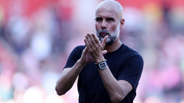 Pep Guardiola tvrdí, že človek je „skutočne dôležitý“ ako „chrániť a stratiť čas“

