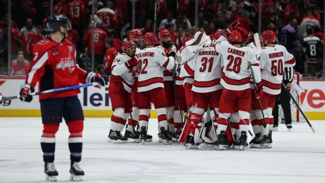 Play-off NHL: Recenzie pre hlavné mestá Kanti, rytieri

