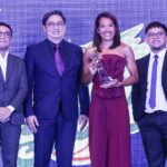 Creamline Cool Smasters 'Bernadeth Pons v noci ceny PVL Press Corps Awards. -