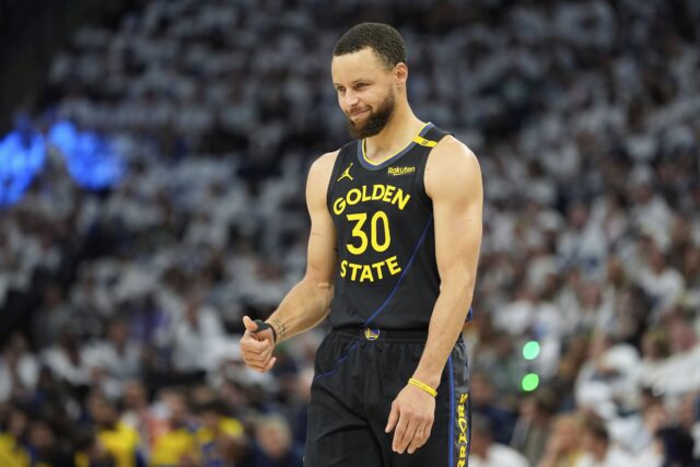 Steph Curry Warriors vs Timberwolves Game 1 NBA play -off