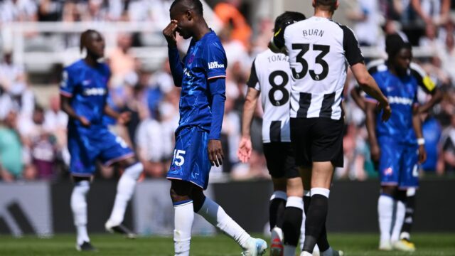 Chelsea dostala tento víkend drvivú ranu v prenasledovaní futbalu Ligy majstrov