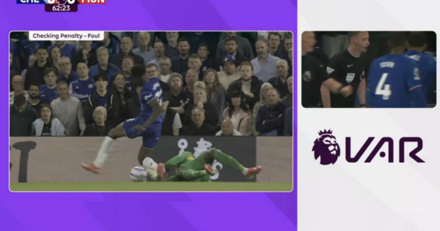 Premier League Expliquez pourquoi la pénalité de Chelsea a été annulée contre Man Utd
