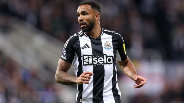 Presuňte sprisahanie Newcastle pre PSG, TOTTENHAM Target, aby ste nahradili Callum Wilson

