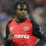 Cieľ Liverpoolu Jeremie Frimpong komentoval pod novým príspevkom Ryana Gravenbercha v oblasti sociálnych médií