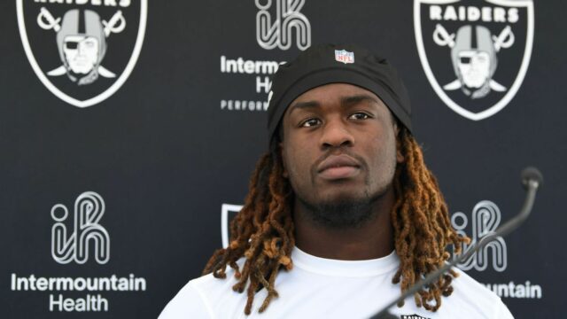 Raiders OC chce, aby Ashton Jeanty odmietol „Michael Myers“


