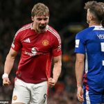 Rasmus Hojlund sľúbil, že bude bojovať za budúcnosť Manchester United