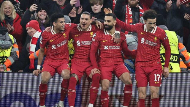 Reds Duo „zacielilo“ 136 miliónov GBP prostredníctvom „dvojitého nájazdu“ na hlavný východ v konflikte

