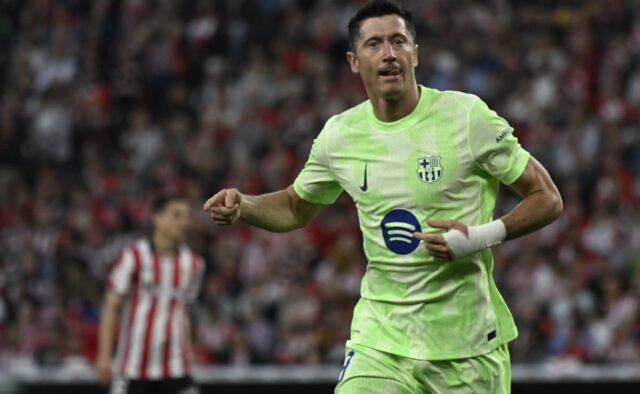 Robert Lewandowski je storočie, keď sú Barcelonskí šampióni podpísaní štýlom

