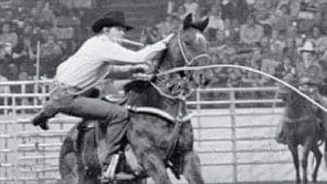 Rodeo Legenda „Super Looper“ Roy Cooper mŕtvy okrem 69 po domácom požiari

