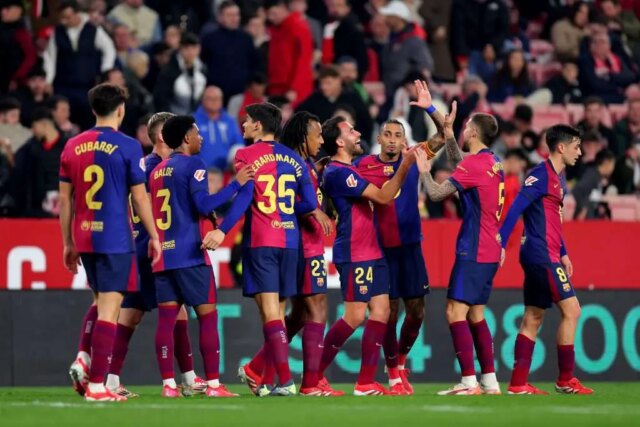 Ronaldinho pošle správu Barcelonskému tímu Hansi Flick vzhľadom na odovzdanie účtov Inter Milána


