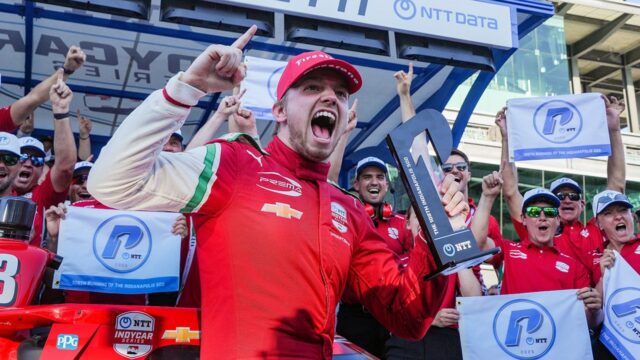 Rookie Shwartzman píše históriu s ohromujúcim Indy 500 -Palal Win

