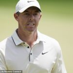 Rory McIlroy urobila len polovicu cesty na ceste, ktorá je jedna nad prepelicu Hollow