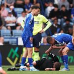 Rozhodca Premier League sa zrúti a Jamie Vardy fúka píšťalku, aby zastavila zápas | Futbalový šport