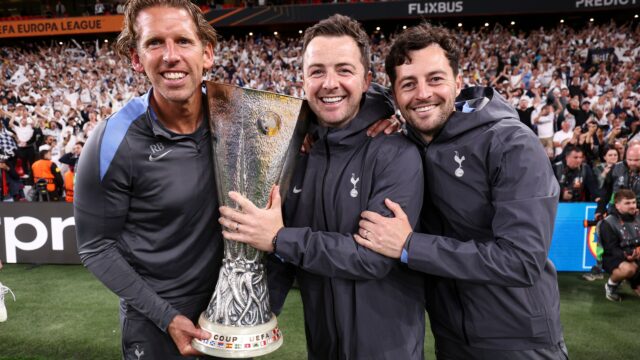 Mason je priekopníkom, aby sa stal ďalším manažérom West Brom