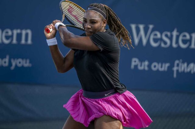 Serena Williamsová urobila niečo „neslýchané“ po zmiznutí s ostatnými Američanmi

