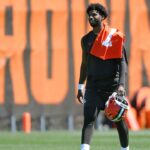 Sheur Sanders hovorí Brown's Jersey Nummerze