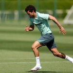 Sledujte, ako bol Brennan Johnson odstránený zabudnutým mužom Tottenhamom v Europa League Final Training Open