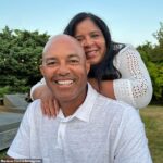 Mariano Rivera a manželka Clara boli sprevádzaní obvinenými zo sexuálneho zneužívania detí