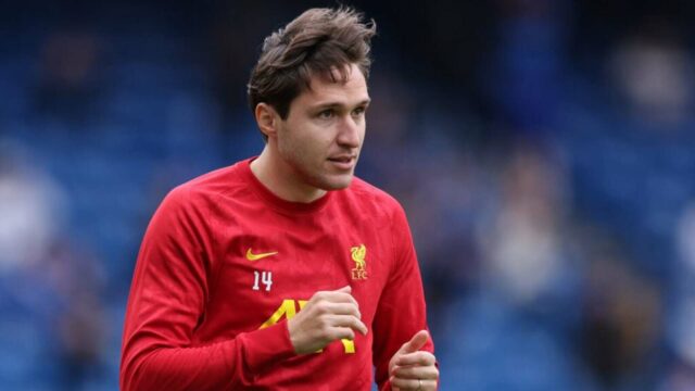 Správa: Európski giganti „Navrhujú akcelerátor“, aby podpísali Federico Chiesa v bojoch Liverpoolu

