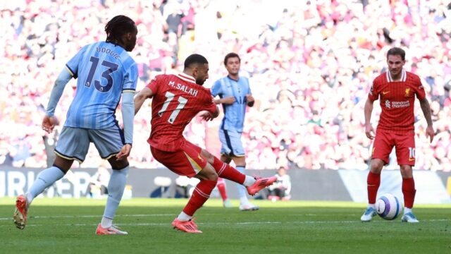 Správa: Muž, ktorý bol zhrnutý po aute s chodcami v sprievode Liverpool FC Premier League

