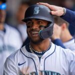 Správy MLB: Julio Rodriguez z Mariners Robs Thuis Run so senzačným zachytením